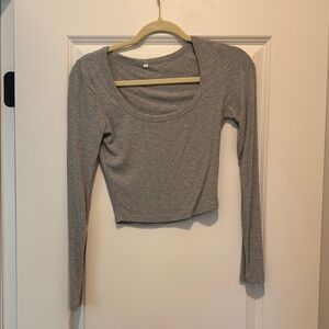 Amazon Heather Gray Long Sleeve Crop Top